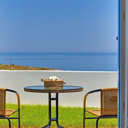 Sarakiniko Rooms Adamantas  Екстериор снимка