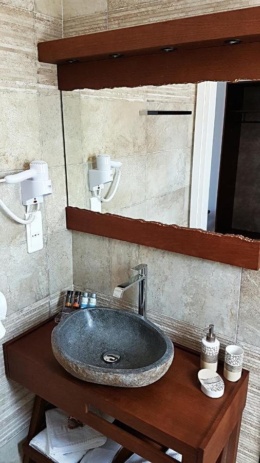 Sarakiniko Rooms Adamantas  Екстериор снимка