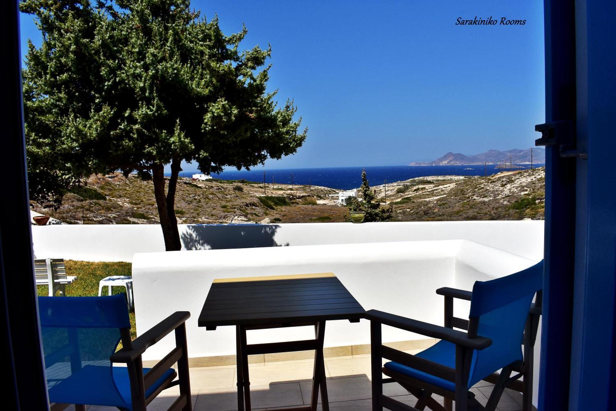 Sarakiniko Rooms Adamantas  Екстериор снимка