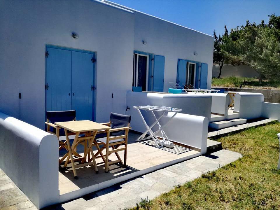 Sarakiniko Rooms Adamantas  Екстериор снимка